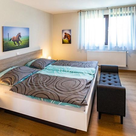 Pferdehof Bischof Apartment Вертхайм Екстериор снимка